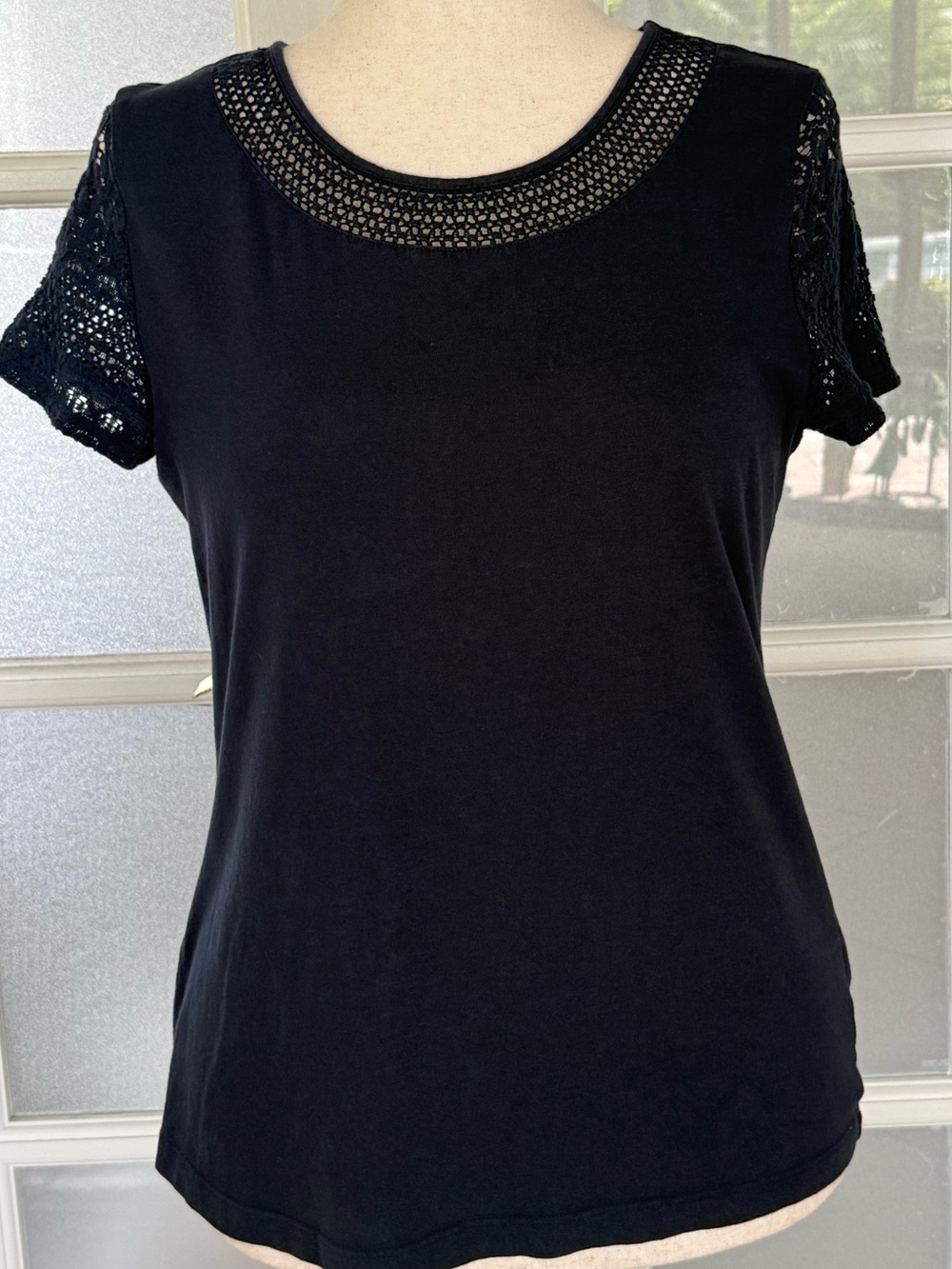 212 Collection Black Lace Sleeve Top Medium